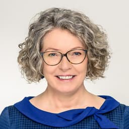URSZULA GOŁĘBIEWSKA