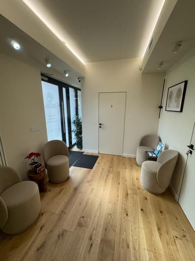 photo-1